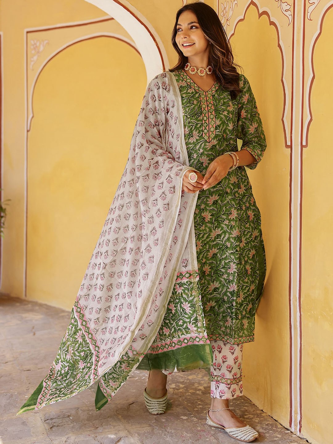 

KALINI Floral Printed Regular Kurta with Trousers & With Dupatta, Green