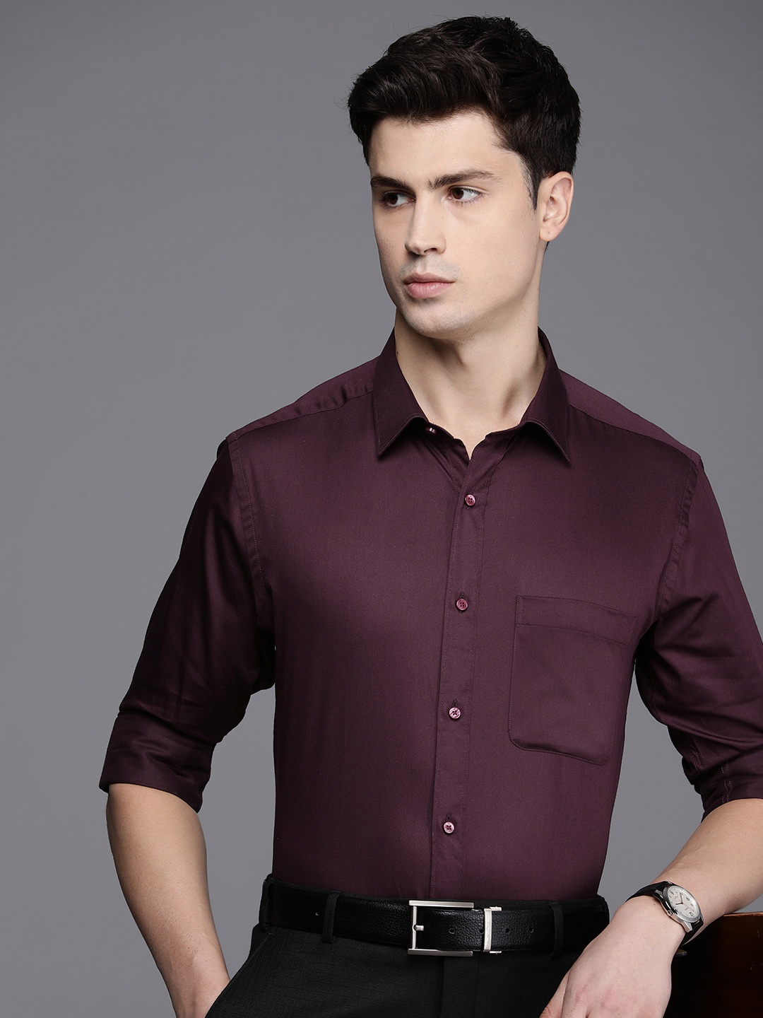 

Raymond Pure Cotton Slim Fit Opaque Formal Shirt, Maroon