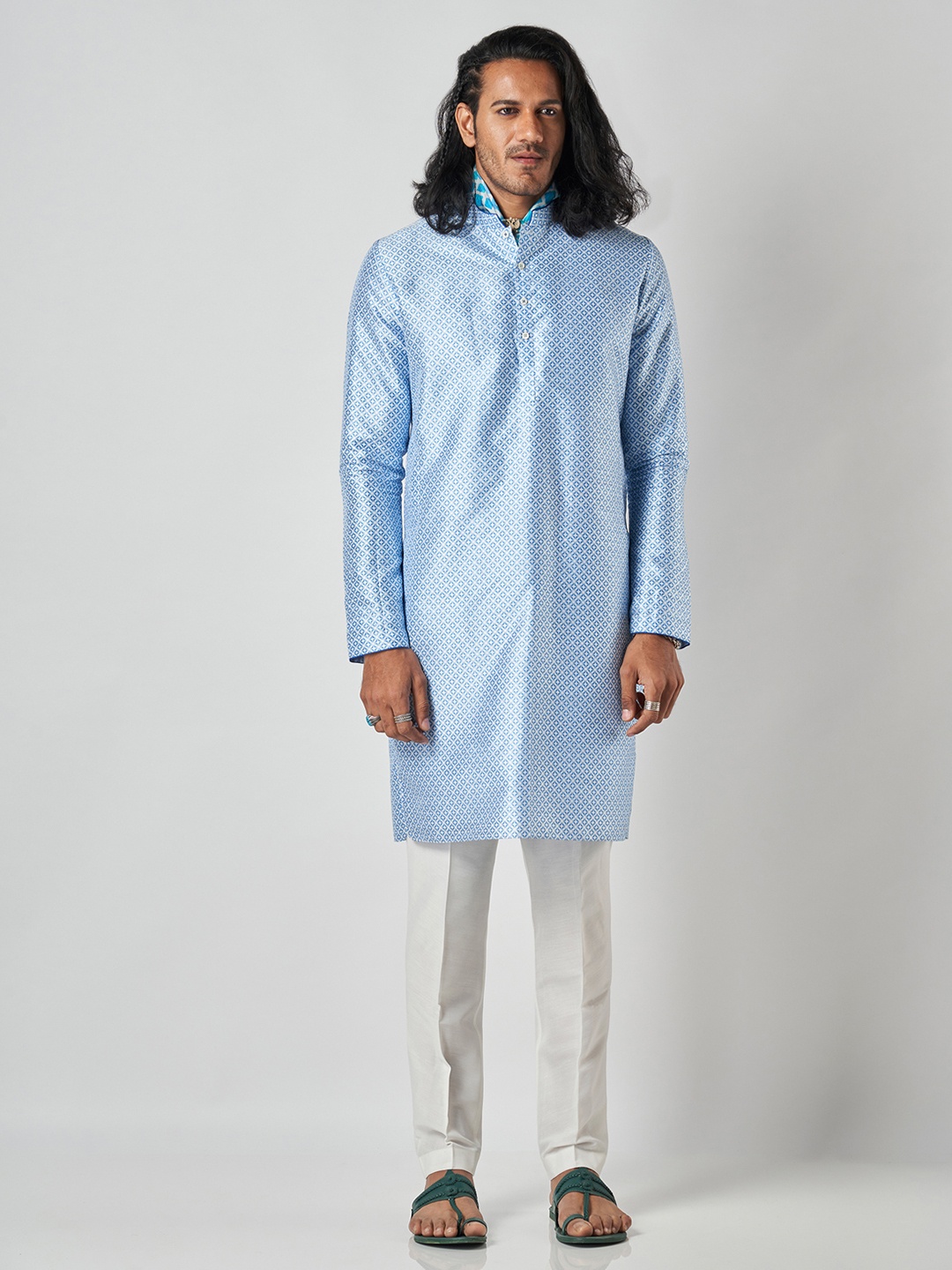 

Bubber Blu Adrian Geometric Printed Mandarin Collar Straight Kurta, Blue