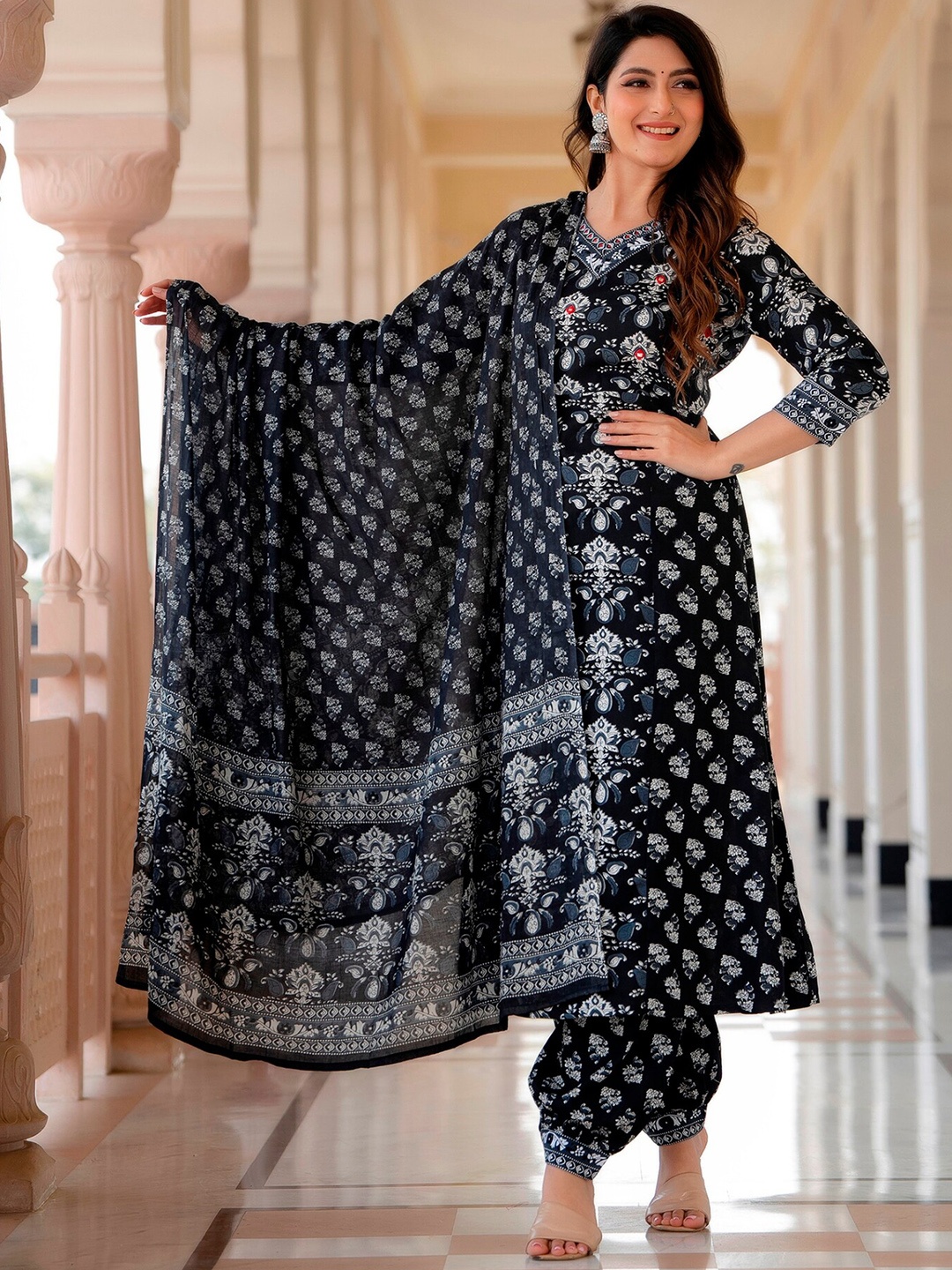 

Prakhya Ethnic Motifs Printed Regular Mirror Work Kurta with Salwar & With Dupatta, Black