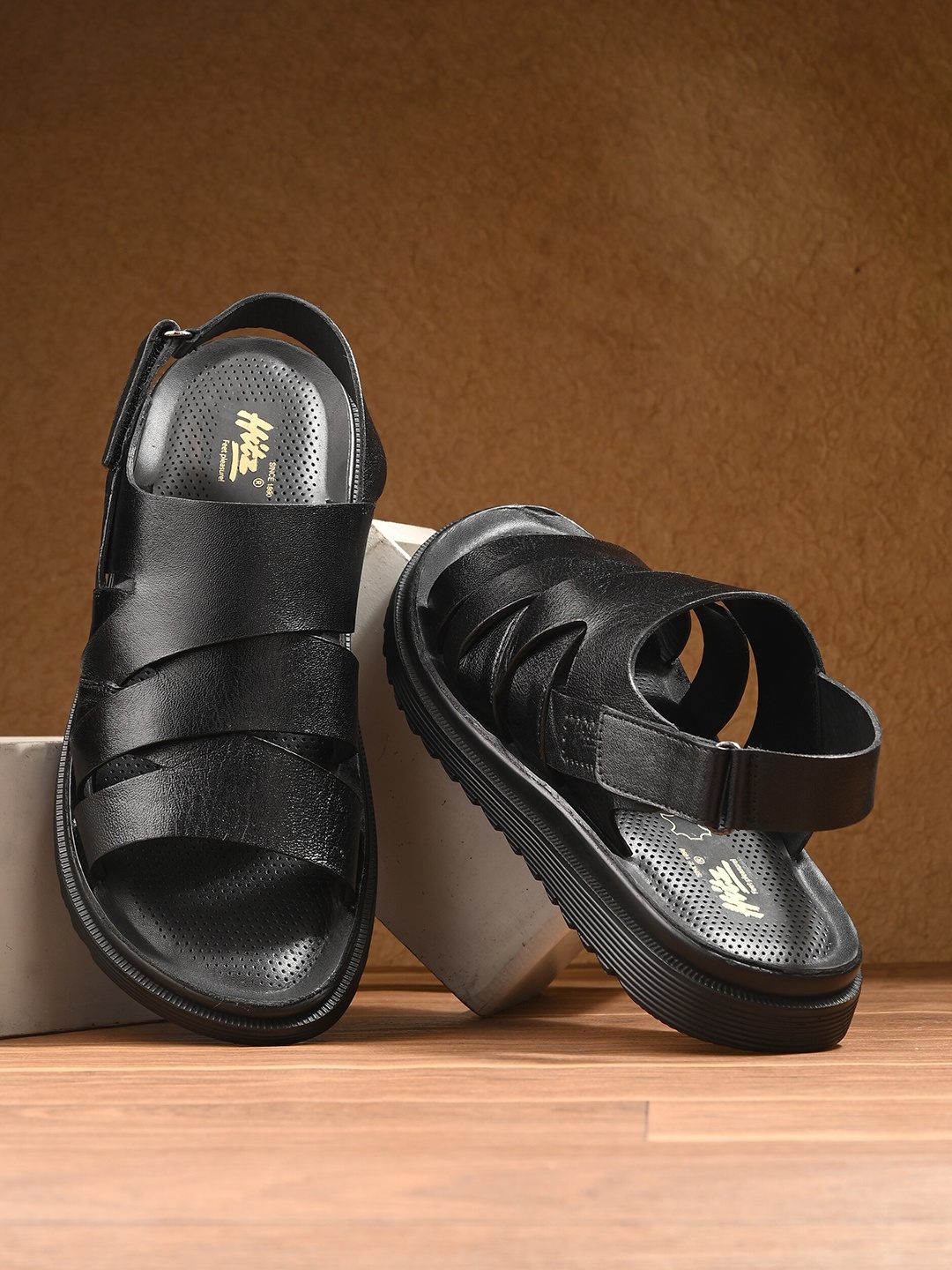 

Hitz Men Leather Comfort Sandals, Black