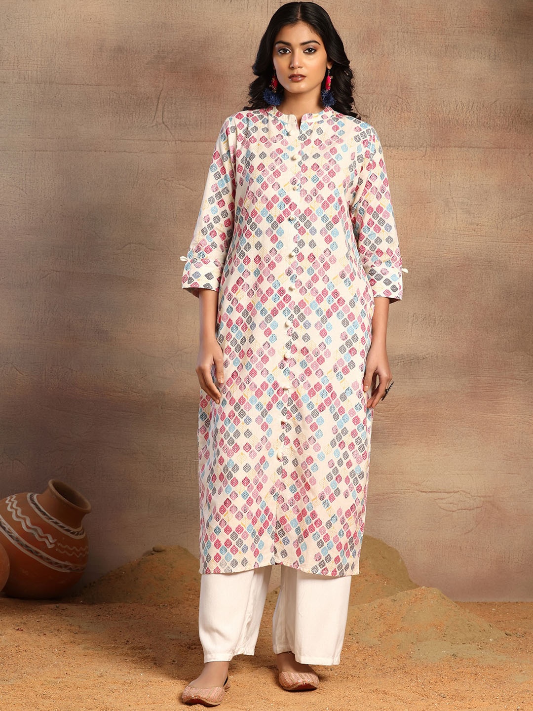 

Rang by Indya Ethnic Motifs Printed Pure Cotton Straight Kurta, White