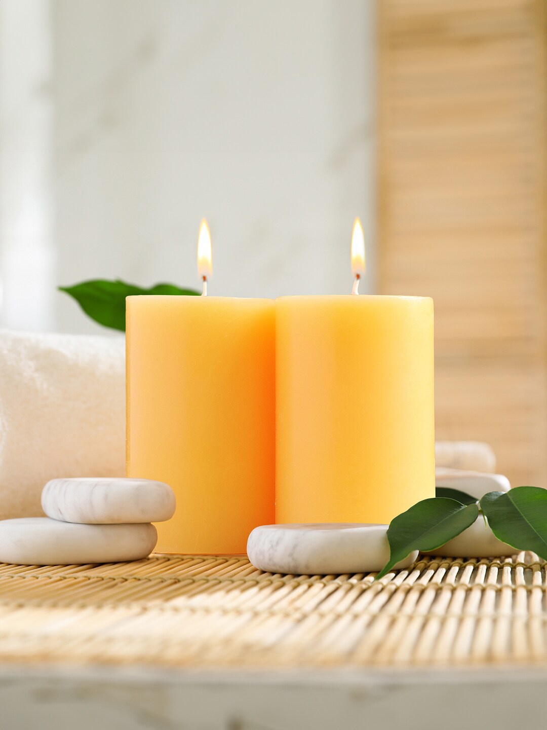 

Iris 2 Pieces Mango Sorbet Fragrance Pillar Candles 120 gram, Yellow