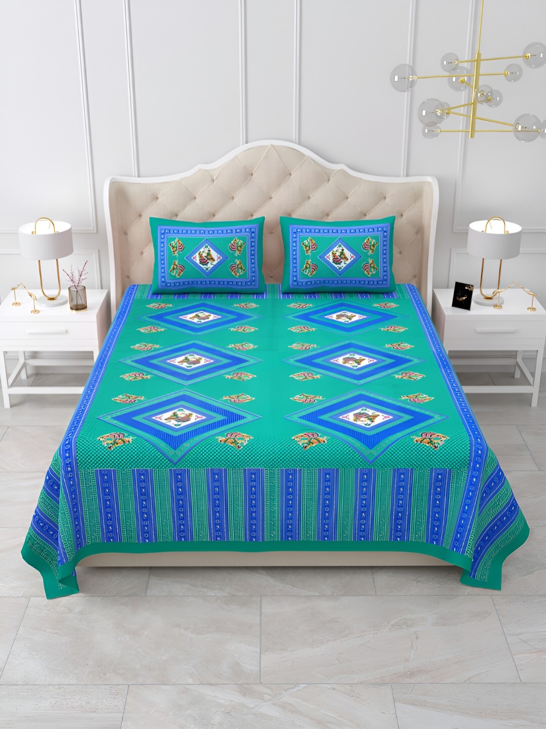 

DOLLIFI Blue & Green Geometric Cotton 260 TC King Bedsheet With 2 Pillow Covers