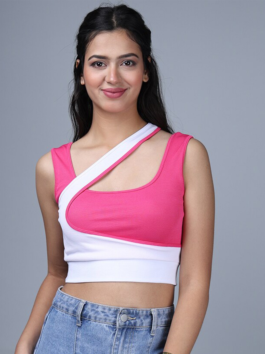 

Eyebogler Shoulder Strap Slim Fit Crop Top, Pink