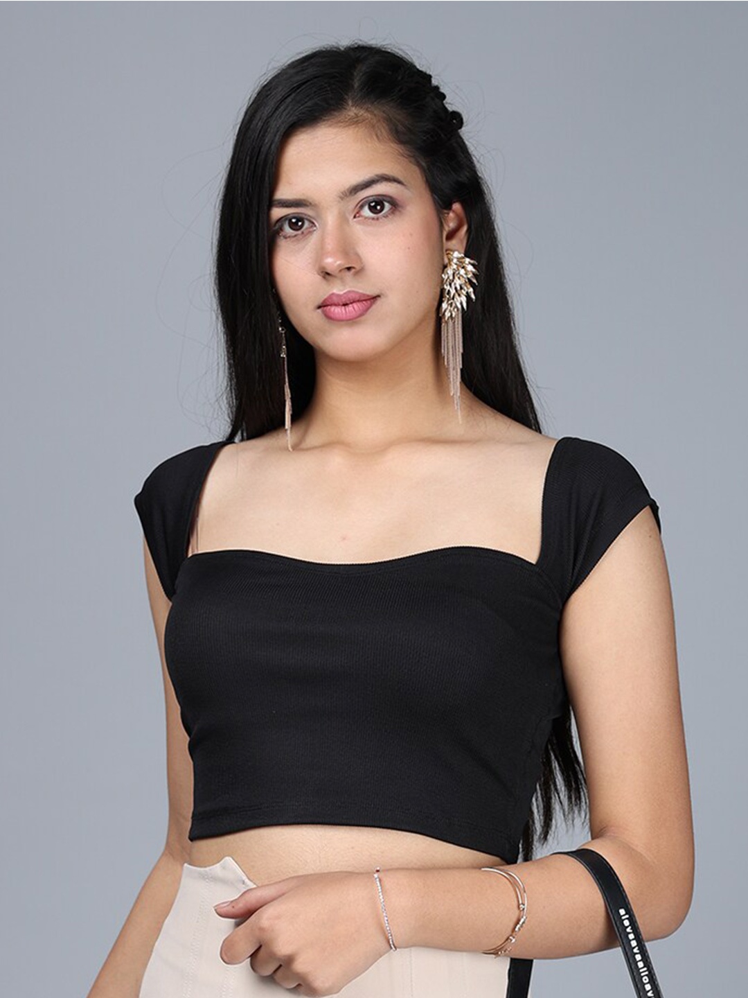 

Eyebogler Slim Fit Sweetheart Neck Fitted Crop Top, Black