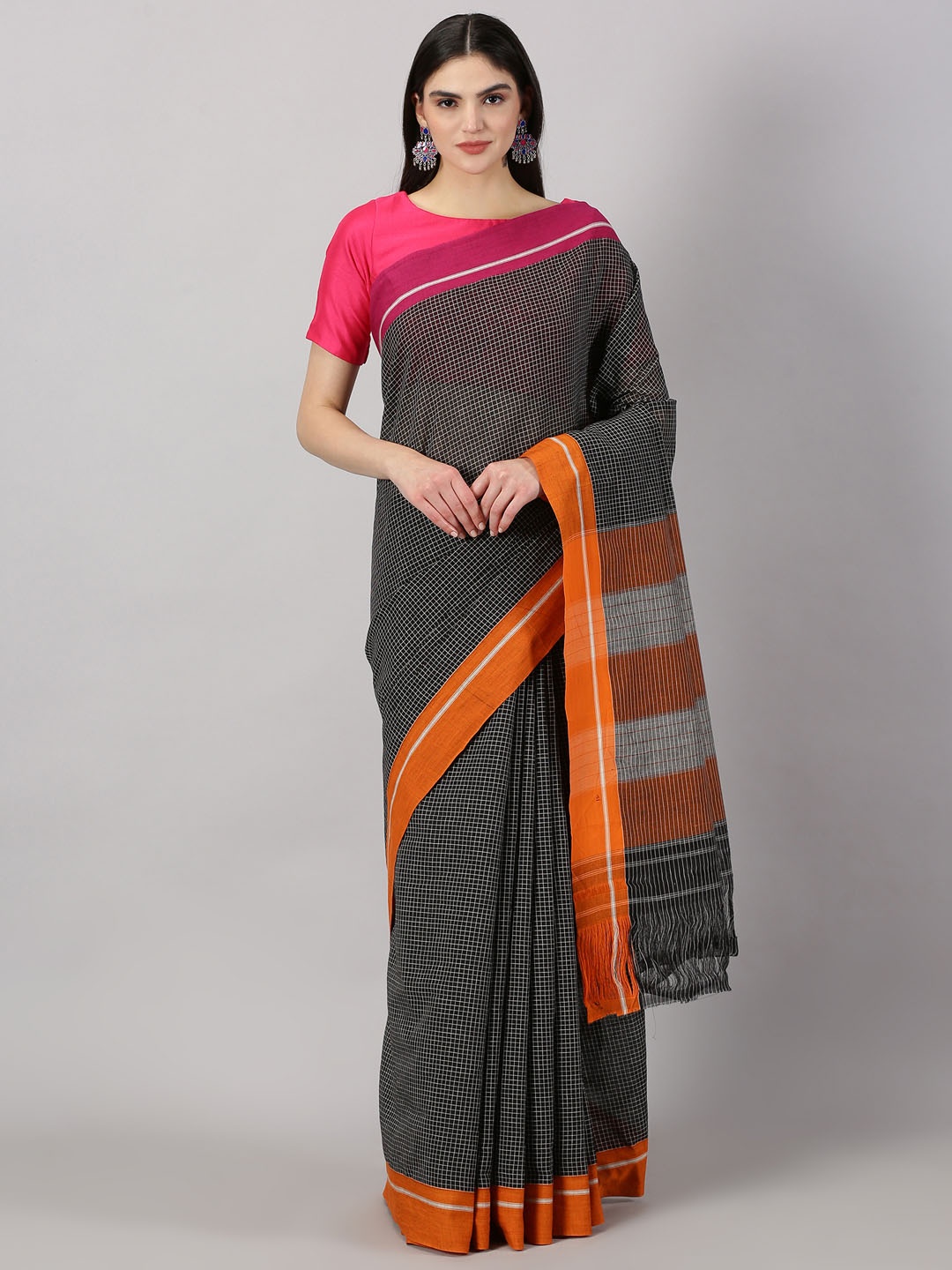 

Weaves of Tradition Checked Printed Pure Cotton Saree, Black