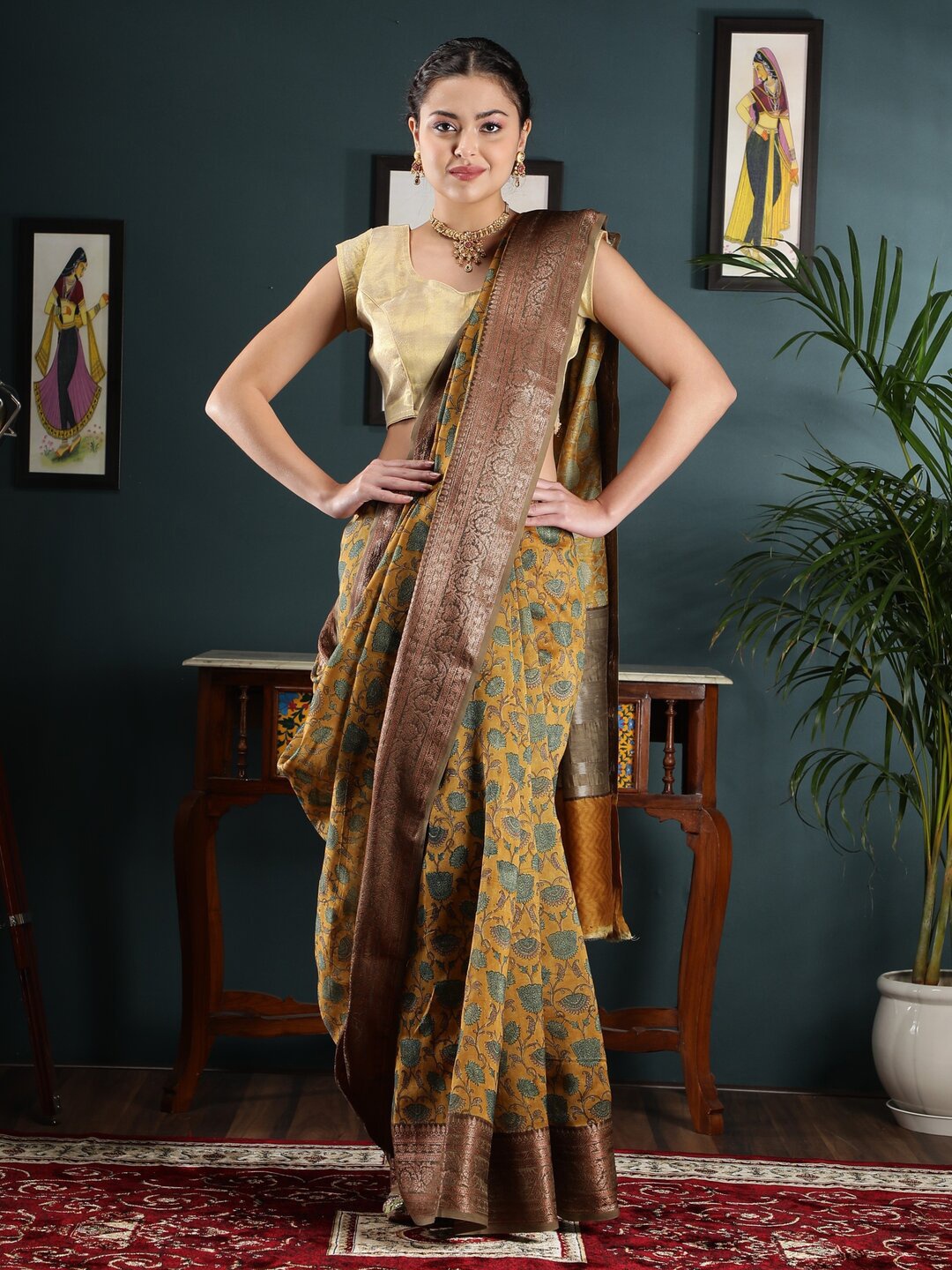 

KADHUWA BANARAS Floral Printed Zari Banarasi Saree, Mustard