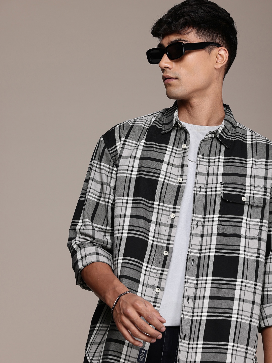 

The Roadster Life Co. Pure Cotton Checked Casual Shirt, Black