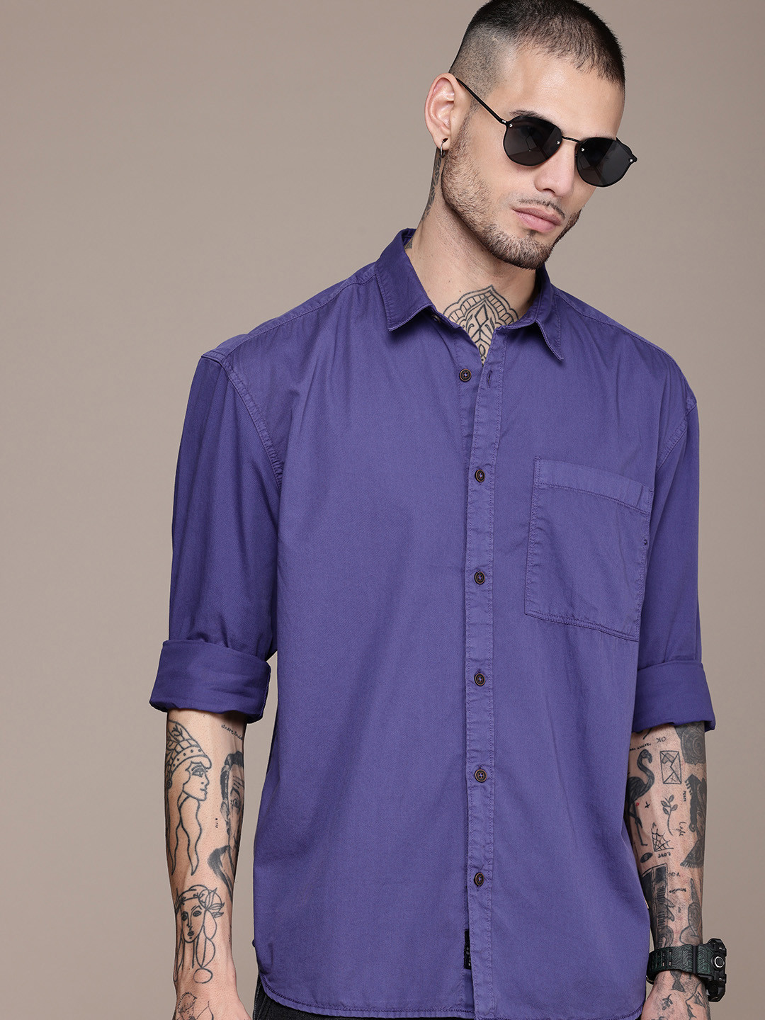 

The Roadster Lifestyle Co. Slim Fit Pure Cotton Casual Shirt, Violet