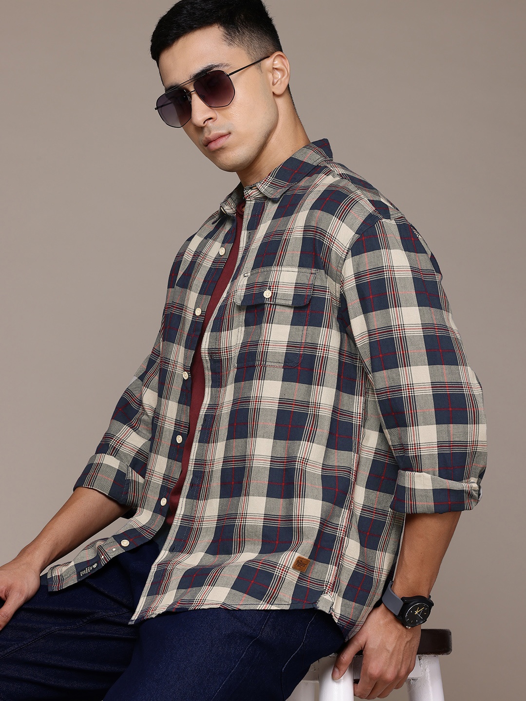 

Roadster The Life Co. Men Tartan Checked Pure Cotton Shirt, Grey