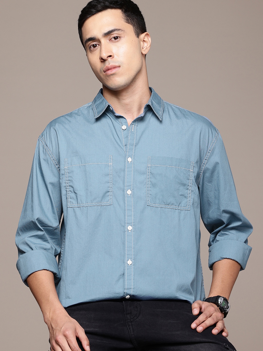 

The Roadster Lifestyle Co. Men Pure Cotton Relaxed Fit Casual Shirt, Blue