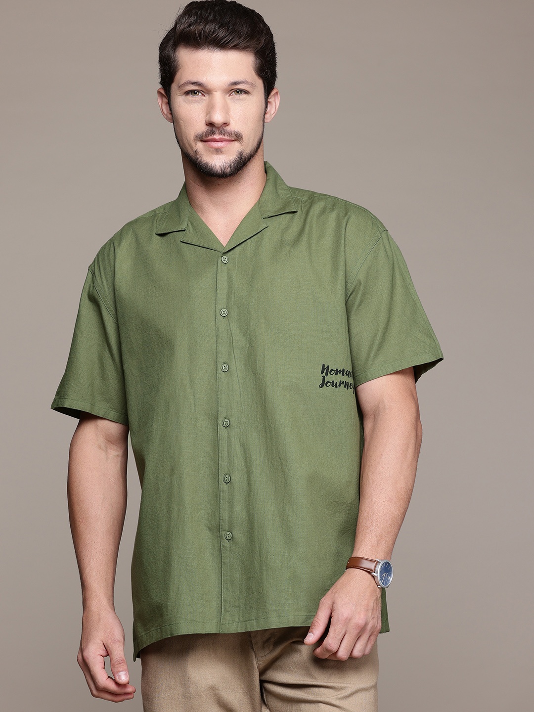 

The Roadster Lifestyle Co. Men Pure Cotton Relaxed Fit Casual Shirt, Green