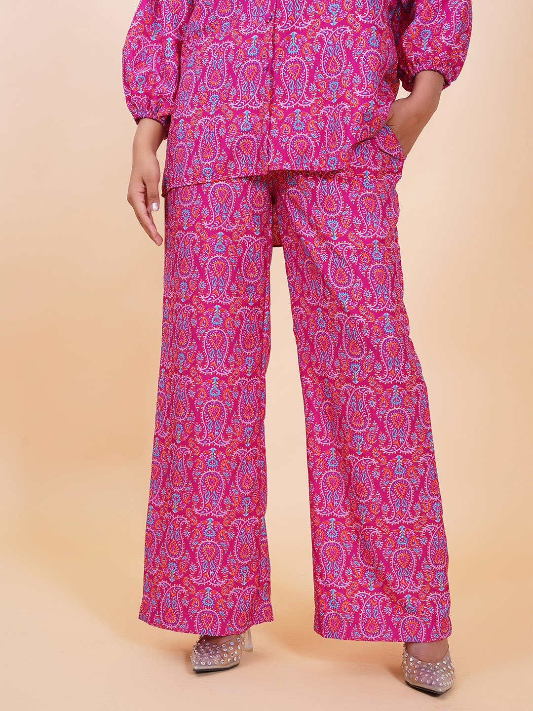 

Salvia Sky Women Floral Printed Relaxed Trousers, Pink