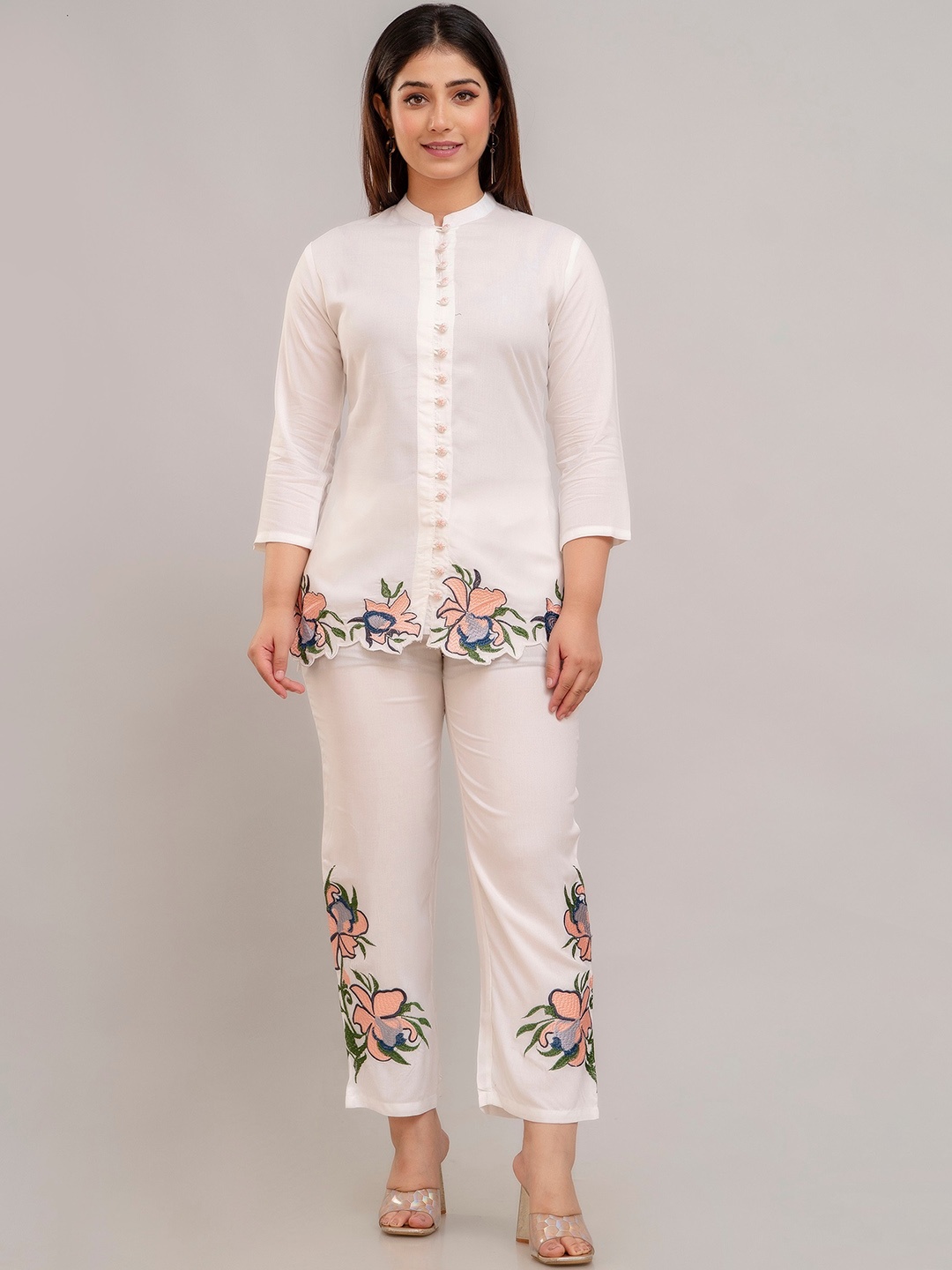 

Charu Embroidered Top & Mid-Rise Trousers Co-Ords, White
