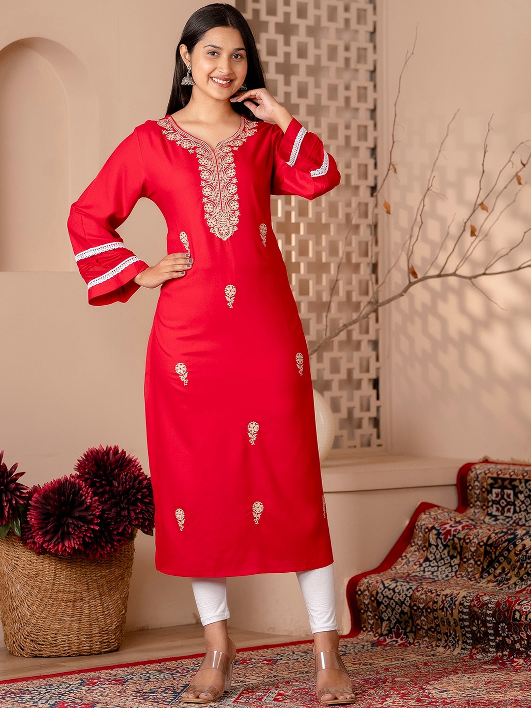 

Charu Ethnic Motifs Embroidered Straight Kurta, Pink