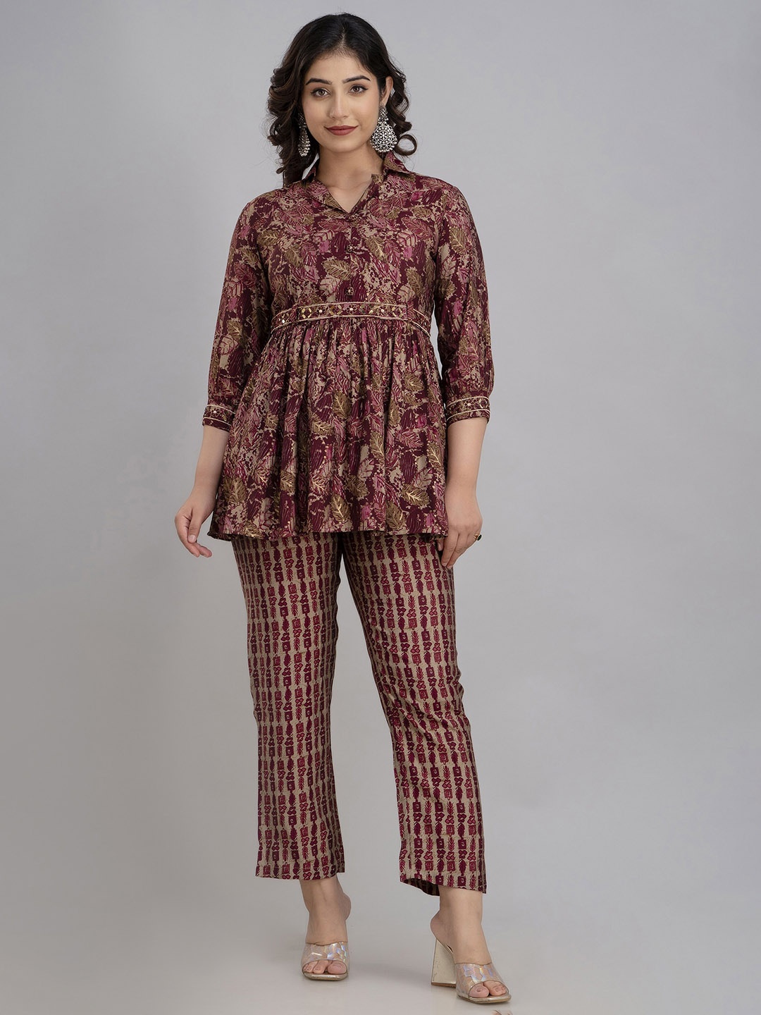 

Charu Ethnic Motifs Printed Top With Trousers Co-Ords, Maroon