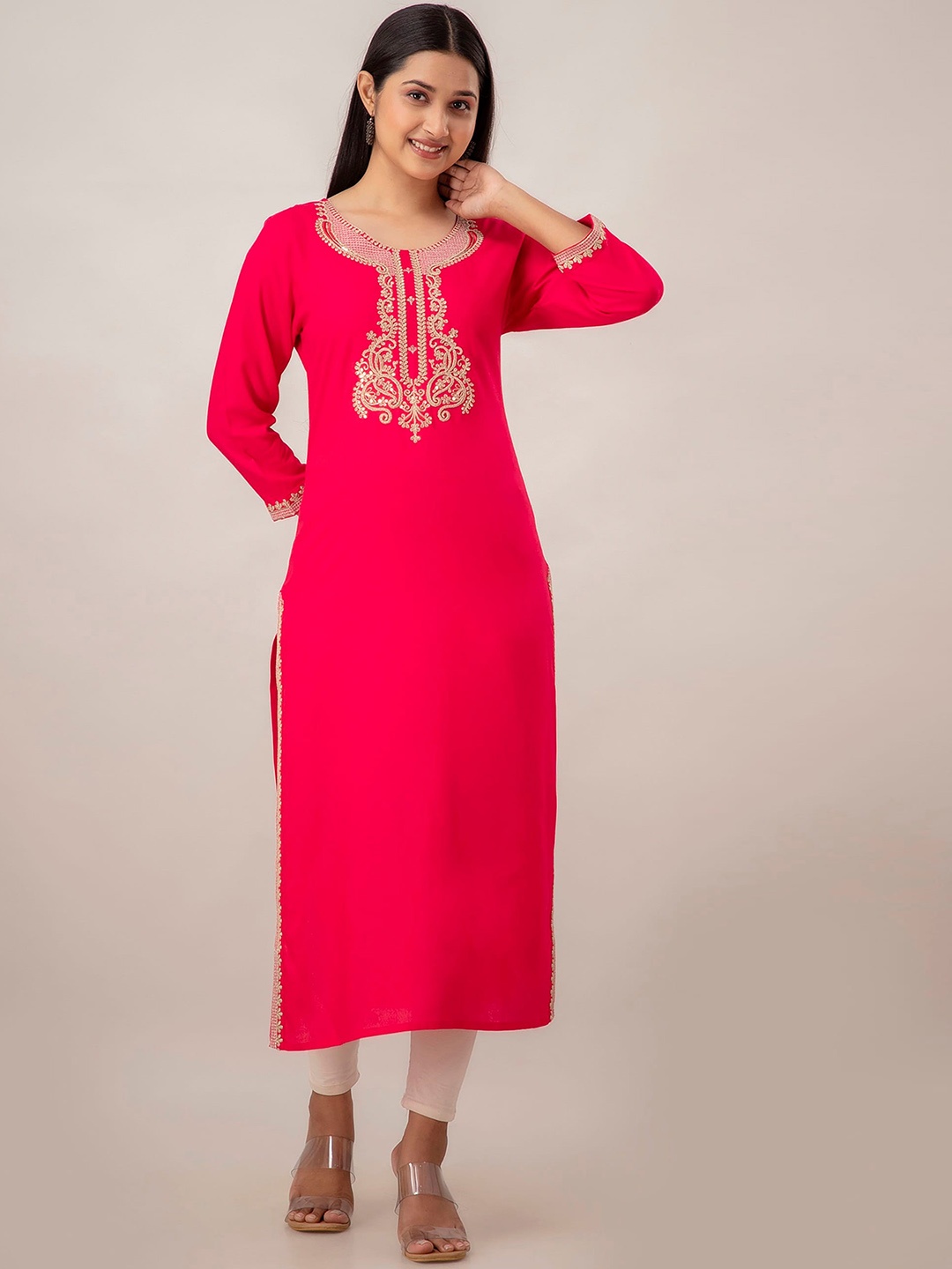 

Charu Floral Yoke Design Thread Work Kurta, Pink