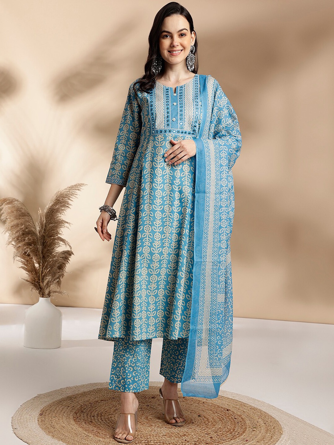 

Anouk Floral Printed Regular Mirror Work Pure Cotton Kurta with Trousers & Dupatta, Turquoise blue