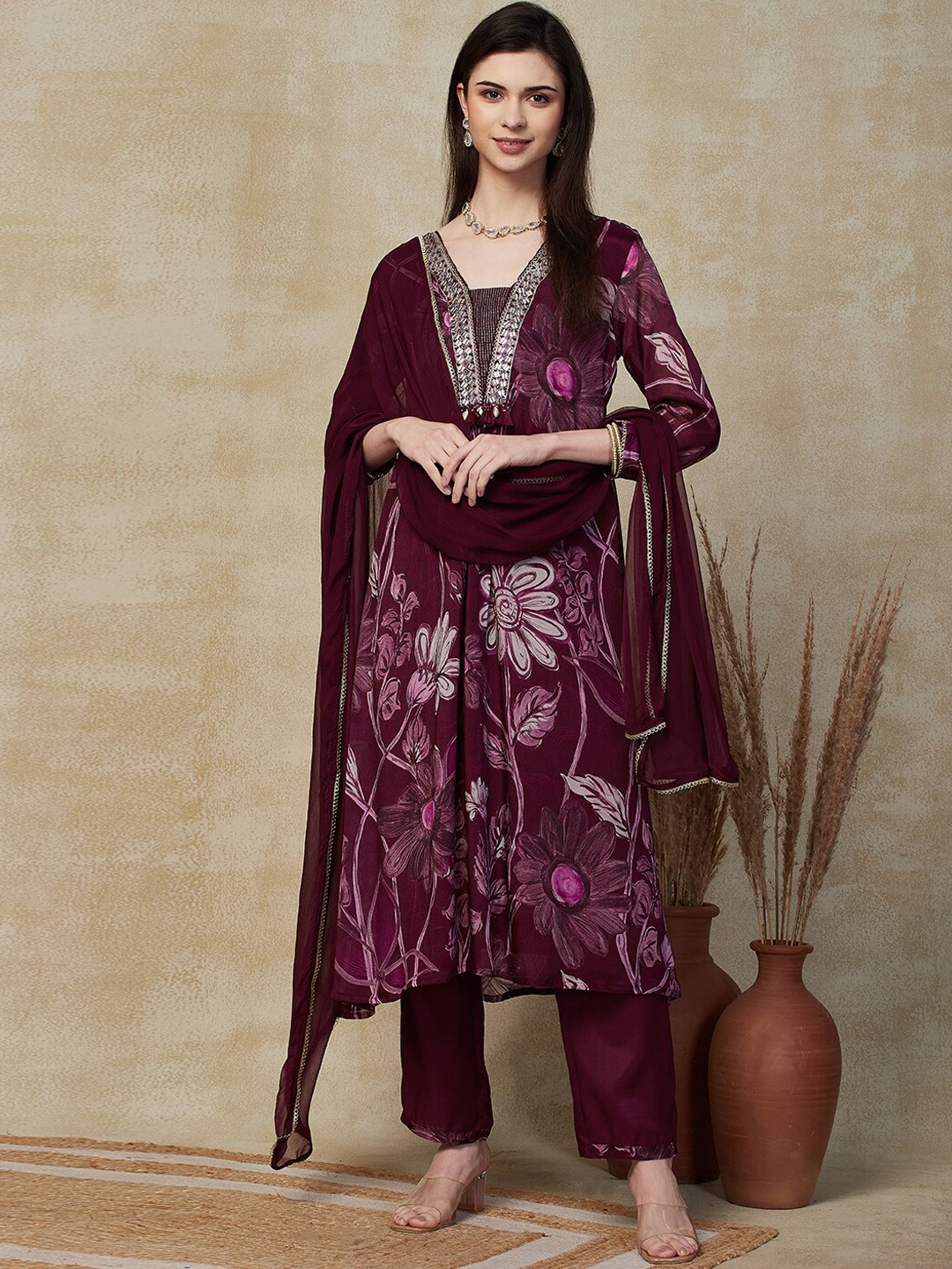 

FASHOR Floral Printed Pleated V-Neck Three-Quarter Sleeves Kurta Set, Purple