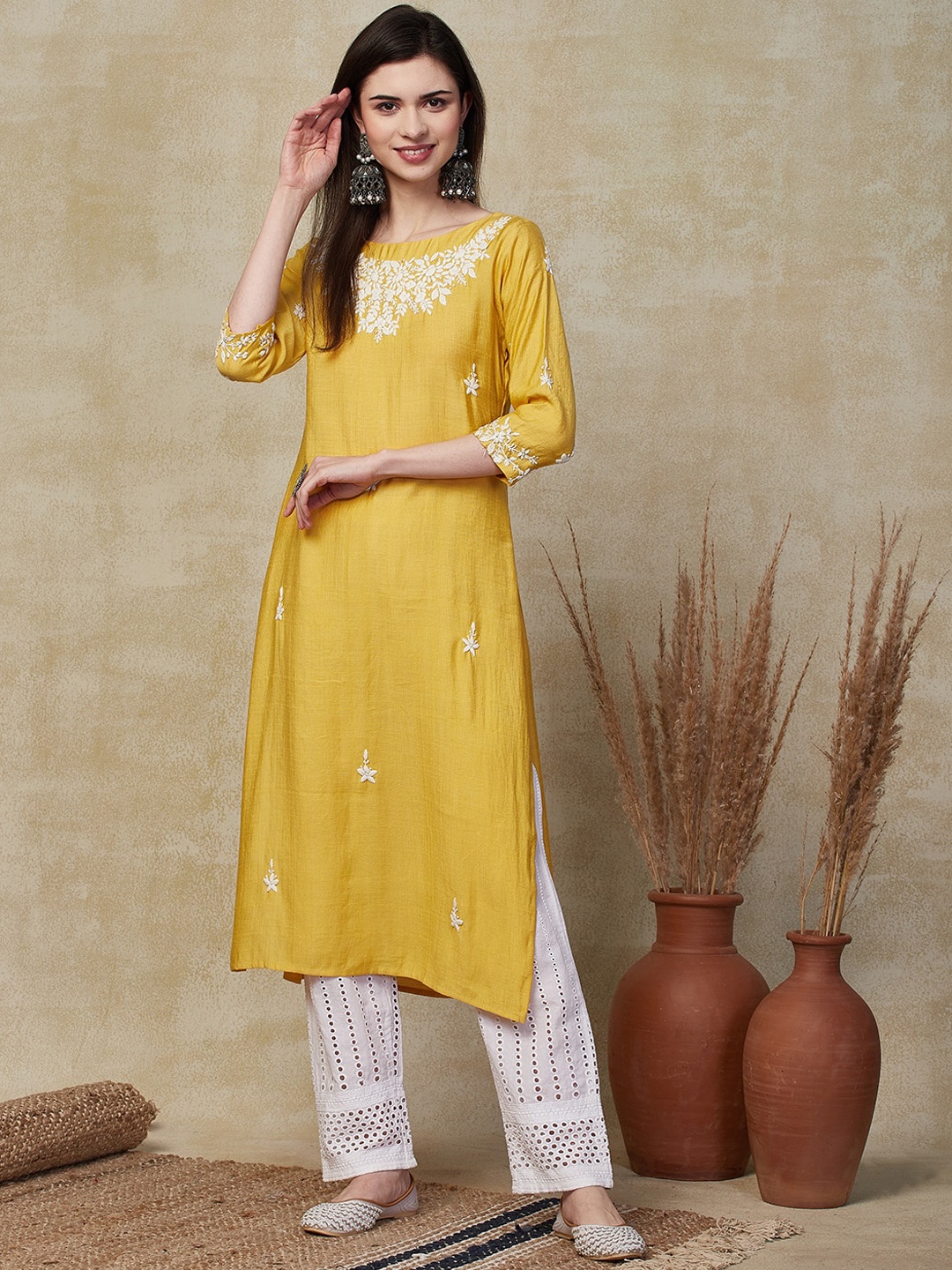 

FASHOR Floral Embroidered Round Neck Kurta, Yellow