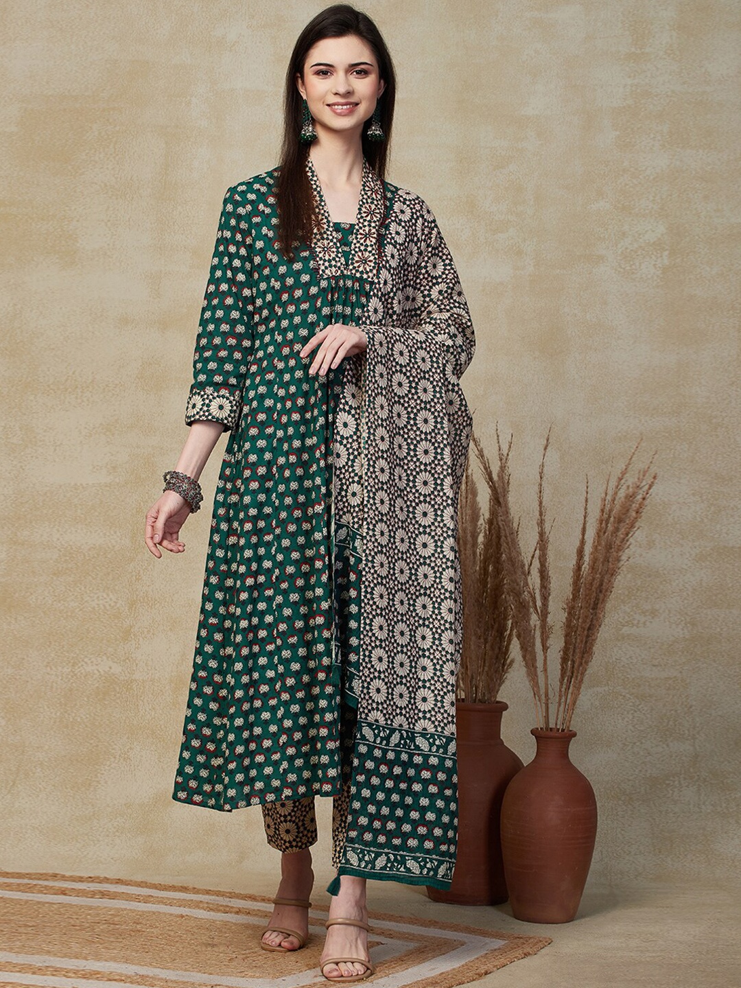 

FASHOR Ethnic Motifs Printed Pure Cotton A-Line Kurta with Trousers & Dupatta, Green