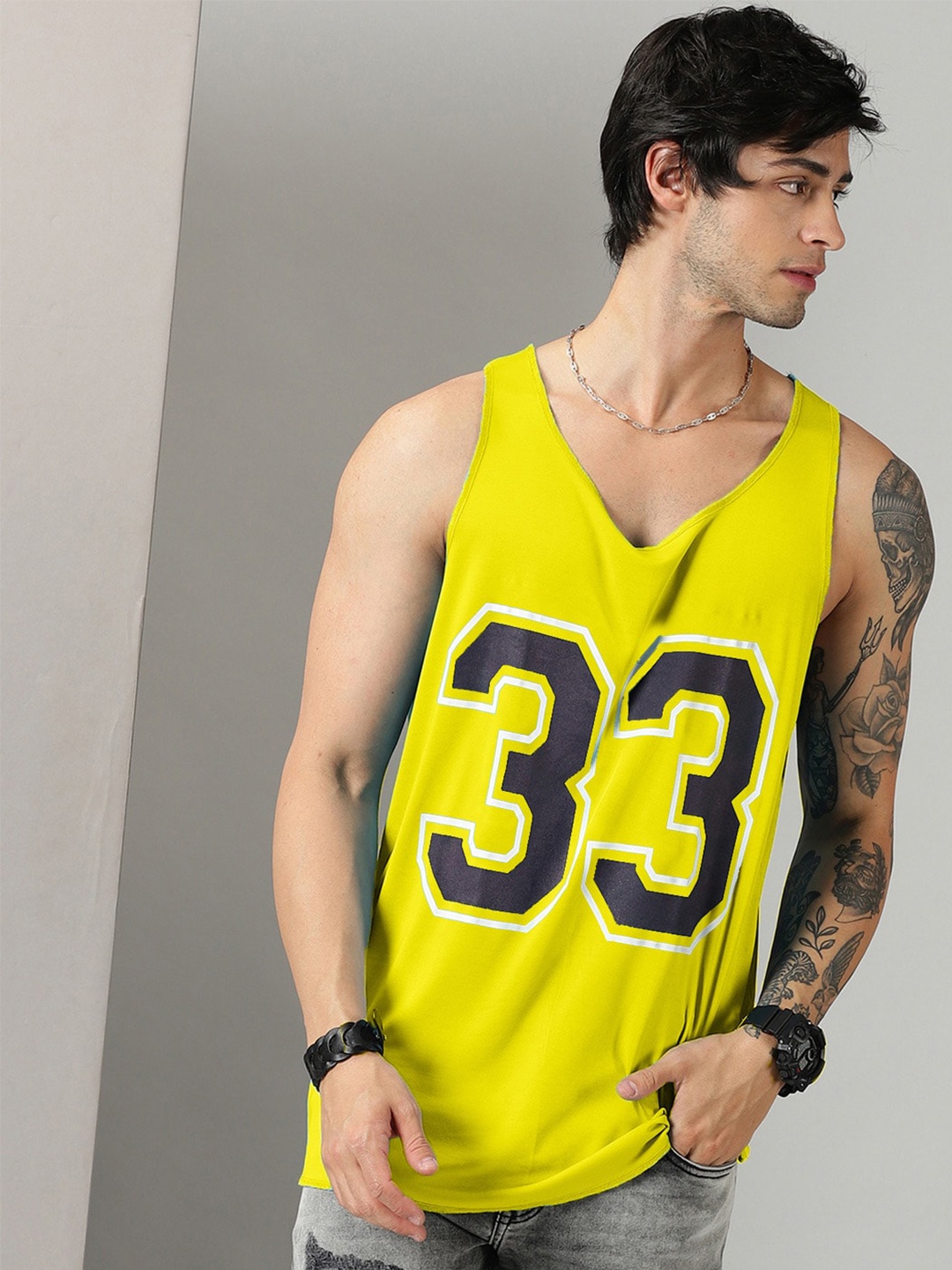 

Rodzen Printed V-Neck Sleeveless Raw Edge T-shirt, Yellow