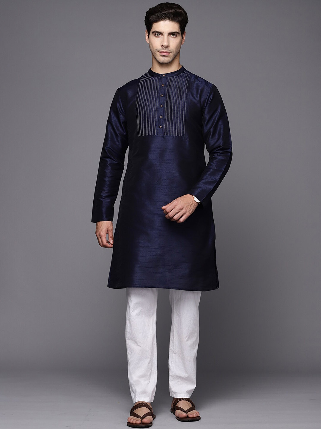 

Indo Era Mandarin Collar Kurta, Navy blue