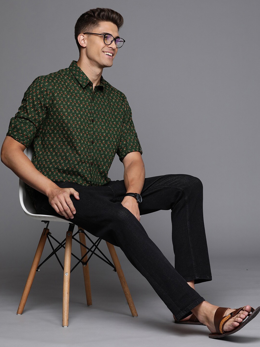 

Indo Era Smart Floral Printed Cotton Casual Shirt, Green