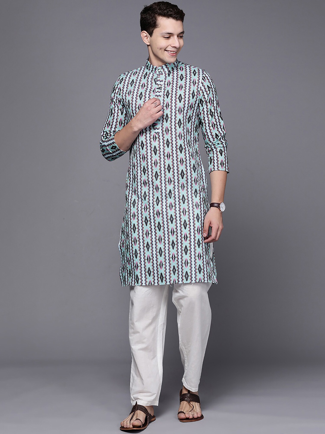 

Indo Era Geometric Printed Band Collar Pure Cotton Straight Kurta, Blue