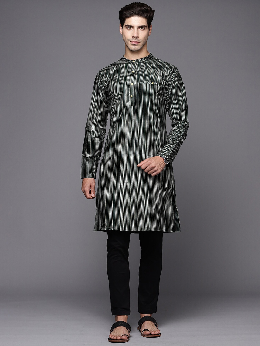 

Indo Era Ethnic Motifs Printed Thread Work Mandarin Collar Cotton Straight Kurta, Green