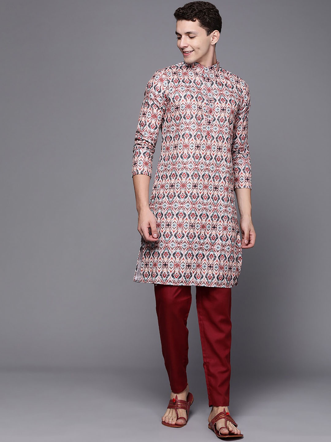 

Indo Era Ethnic Motifs Printed Pure Cotton Kurta, Peach