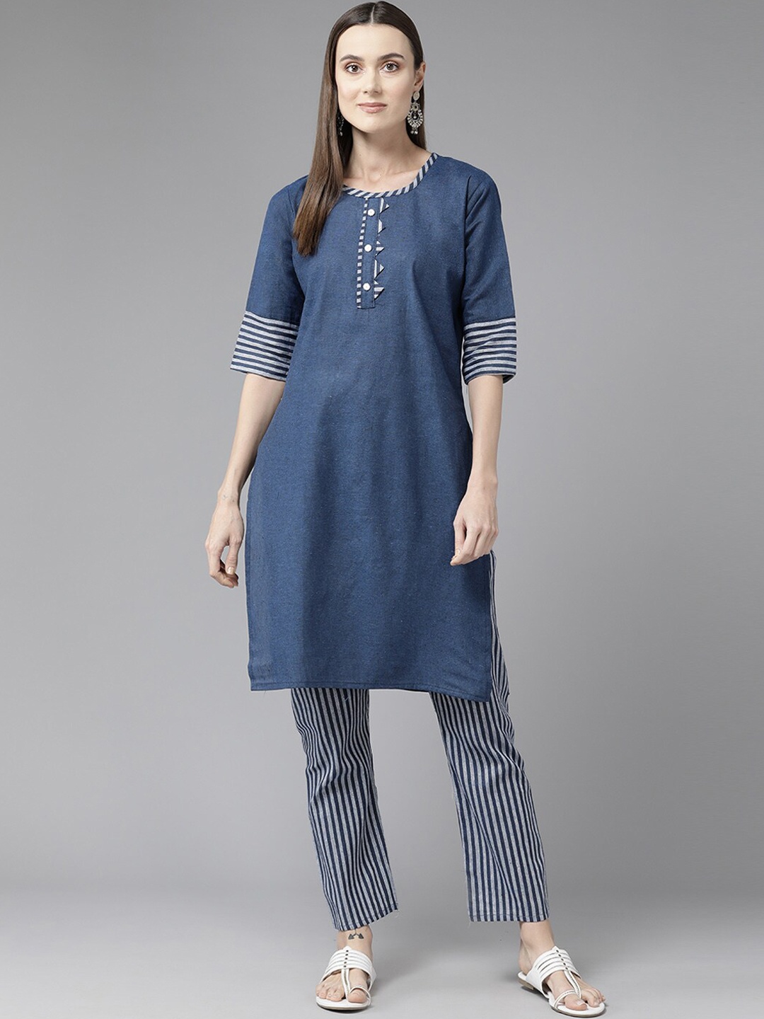 

BAESD ound Neck Straight Three-Quarter Sleeves Pure Cotton Kurta with Trouser, Blue