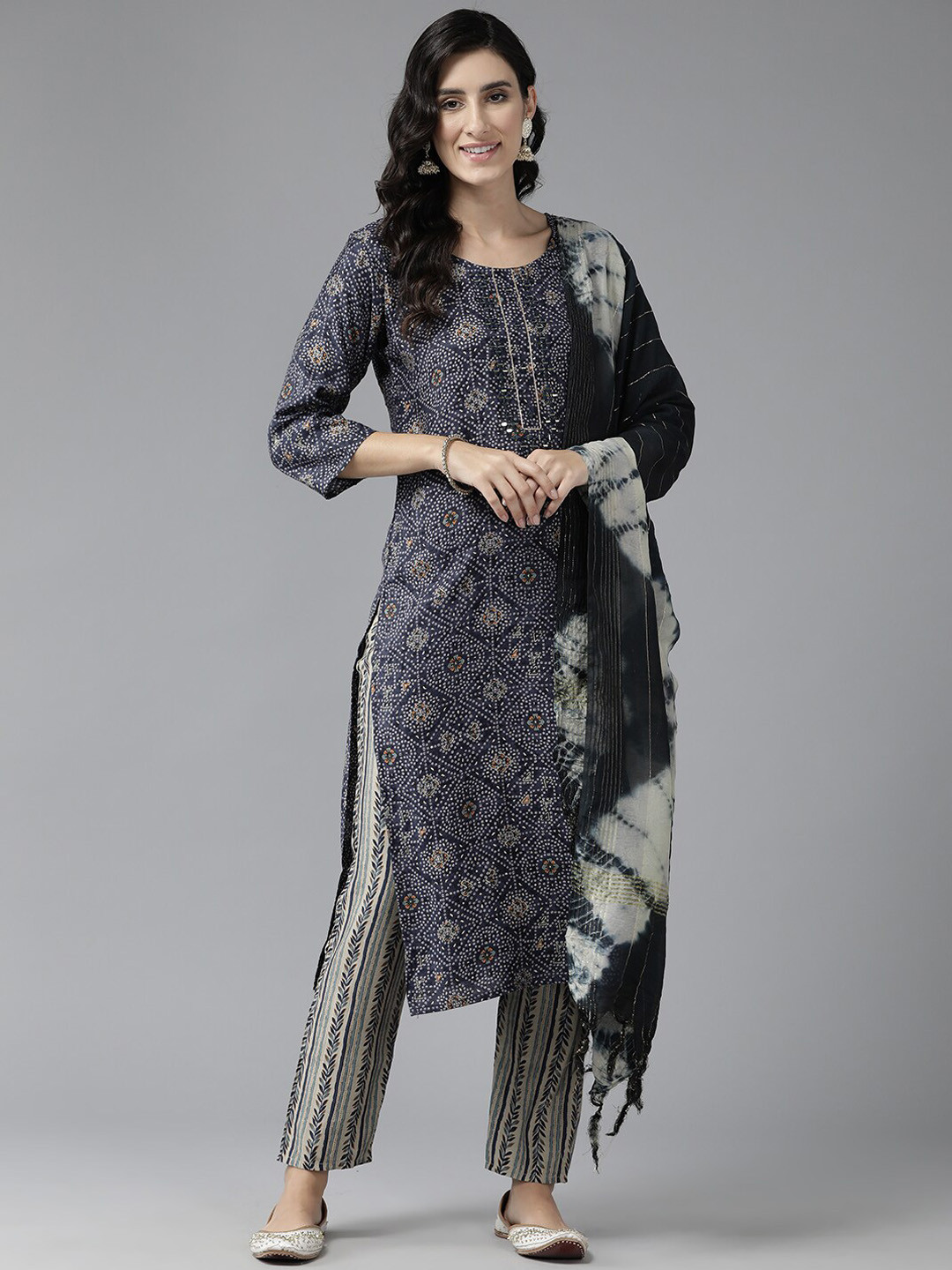 

BAESD Floral Printed Round Neck Pure Cotton Straight Kurta with Trousers & Dupatta, Navy blue