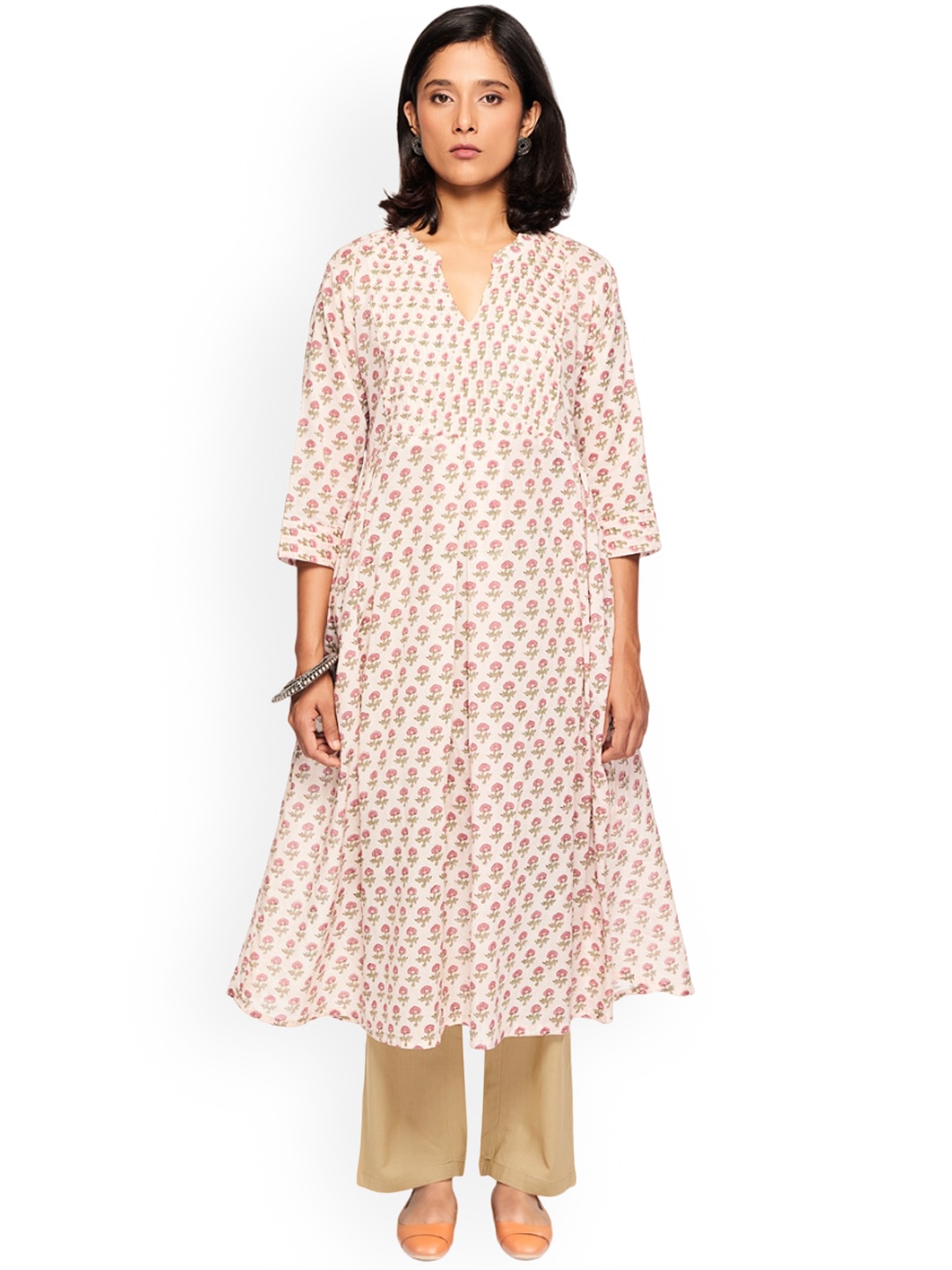 

KAHVA Floral Printed Pure Cotton A-Line Kurta With Trousers & Dupatta, Pink