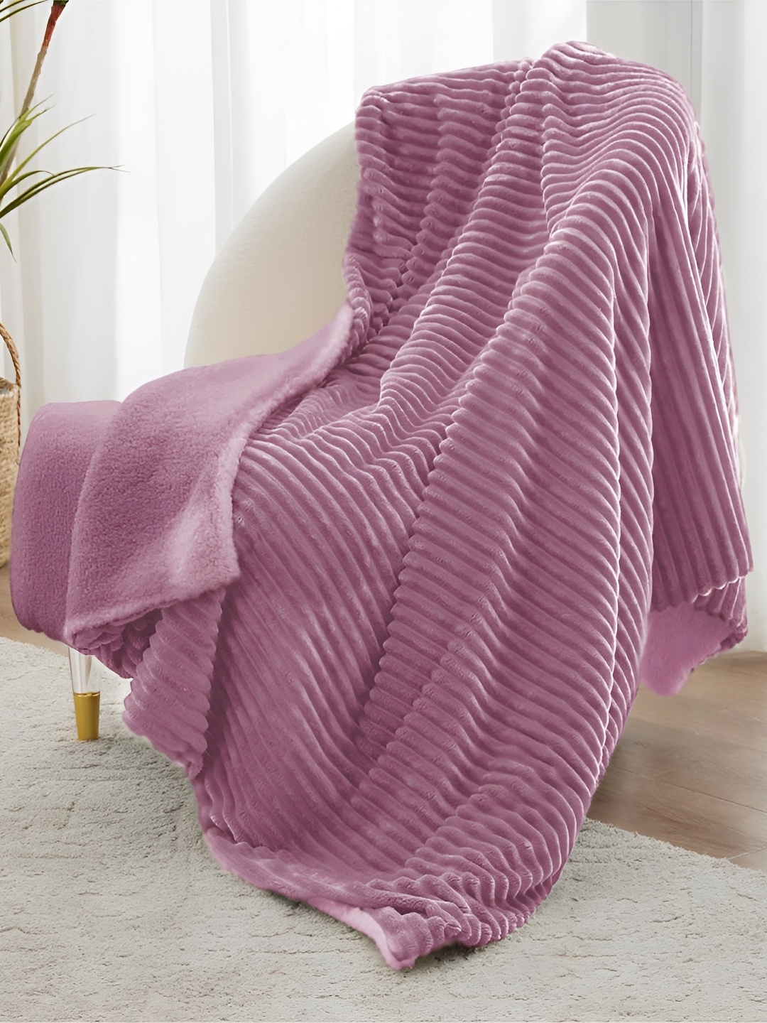 

bsb home Pink Striped Mild Winter Fleece 500 GSM Double Bed Blanket