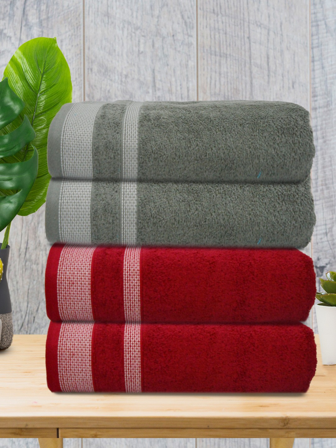 

Athom Living Grey & Maroon 4 Pieces Cotton Bath Towels