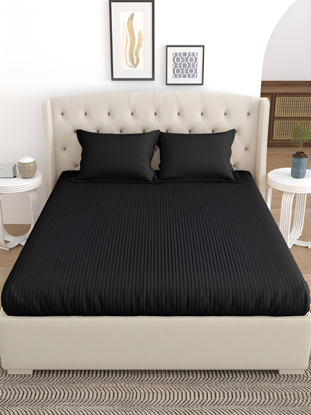 

Salona Bichona Black Striped 180 TC Cotton King Bedsheet with 2 Pillow Covers