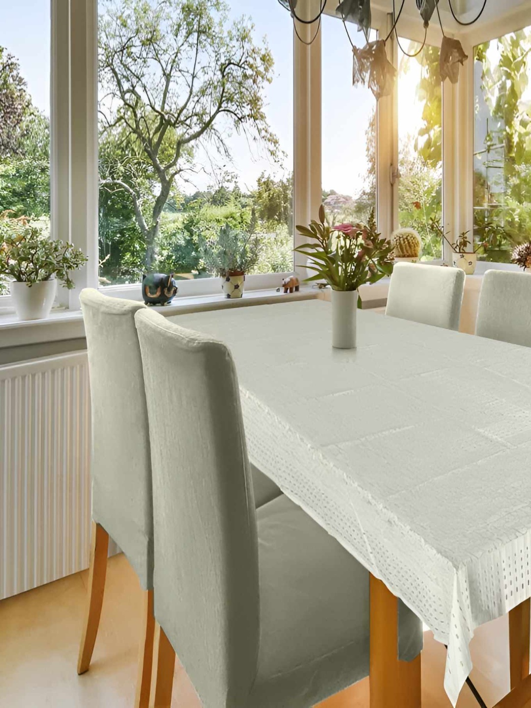 

CASA-NEST Off White Self Design Cotton 4 Seater Rectangular Table Cover