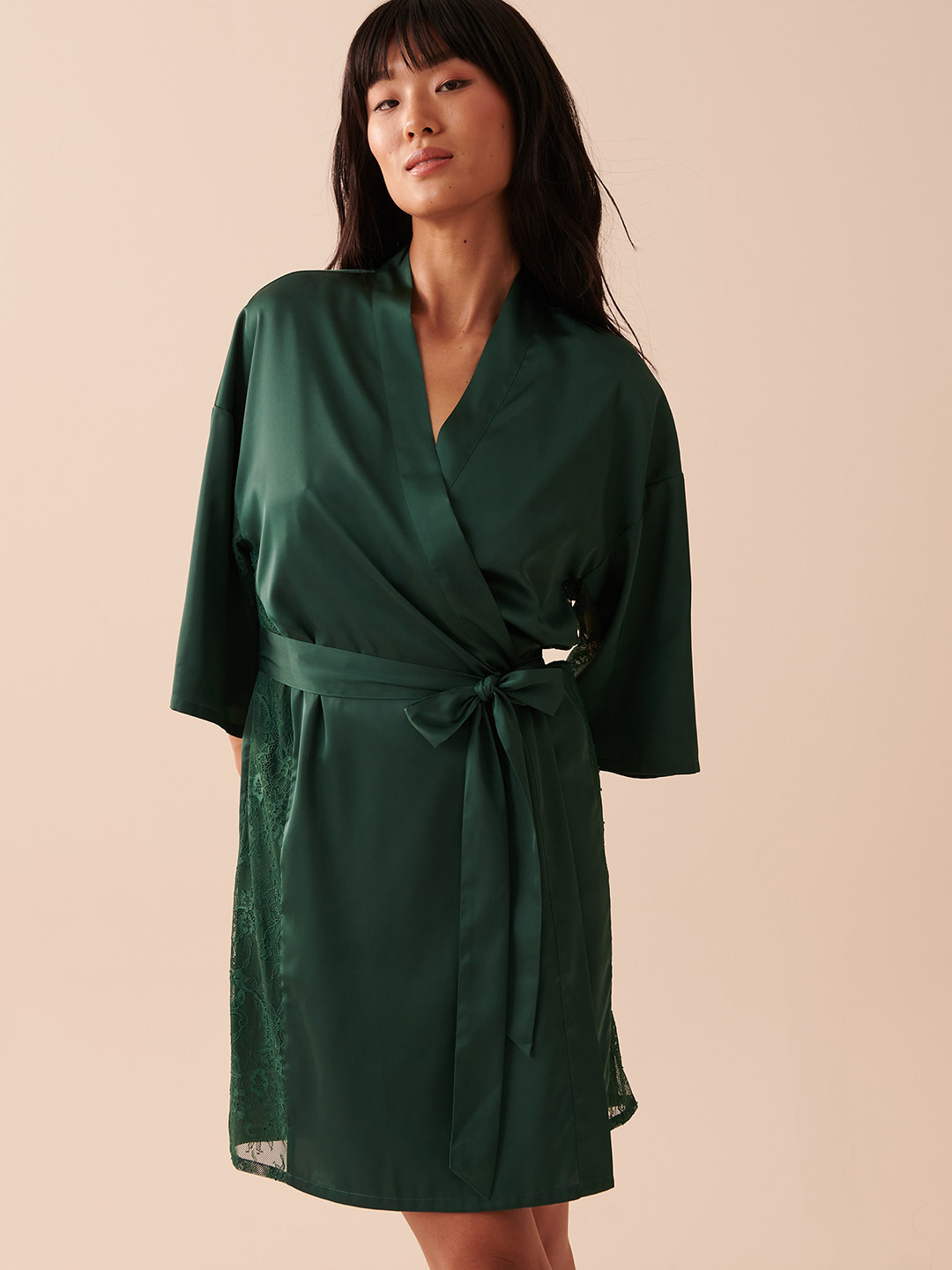 

La Vie en Rose V-Neck Lace Kimono Robe, Green