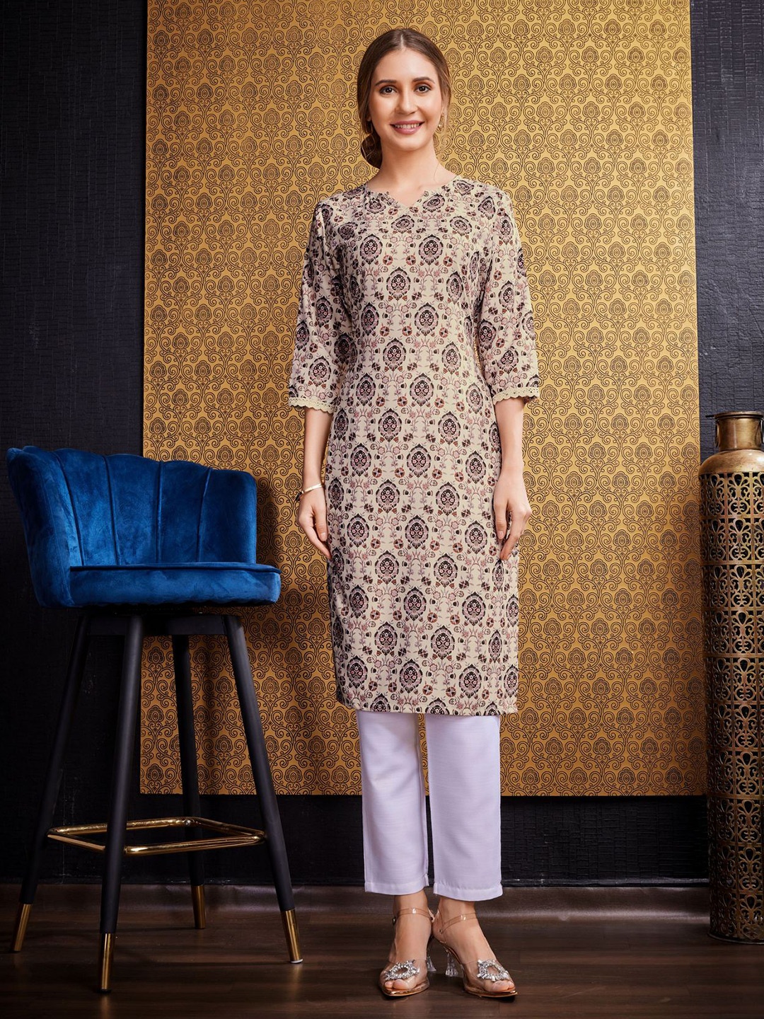 

KALINI Ethnic Motifs Printed Straight Kurta, Brown