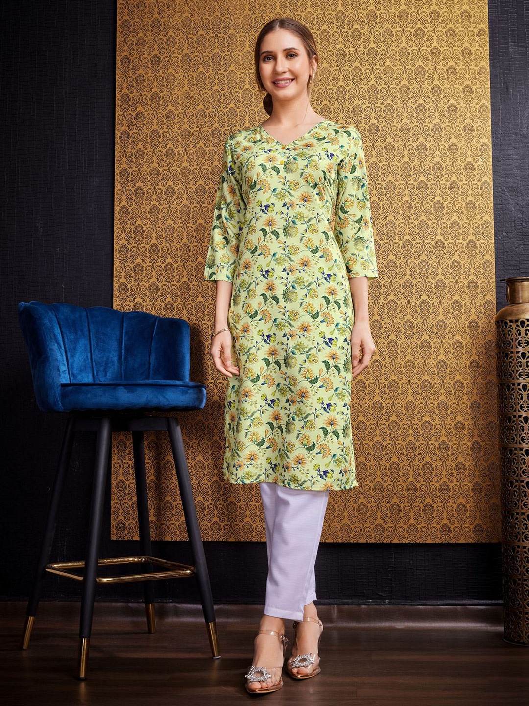 

KALINI Floral Printed V-Neck Kurta, Lime green