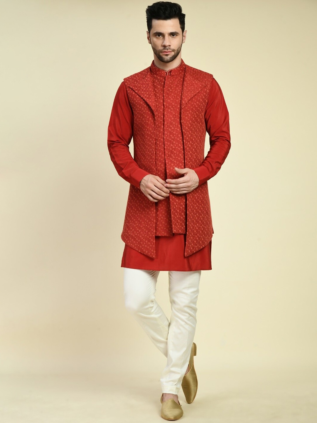 

ONE MAN SHOW Band Collar Long Sleeves Thread Work Silk Kurta & Jacket, Red