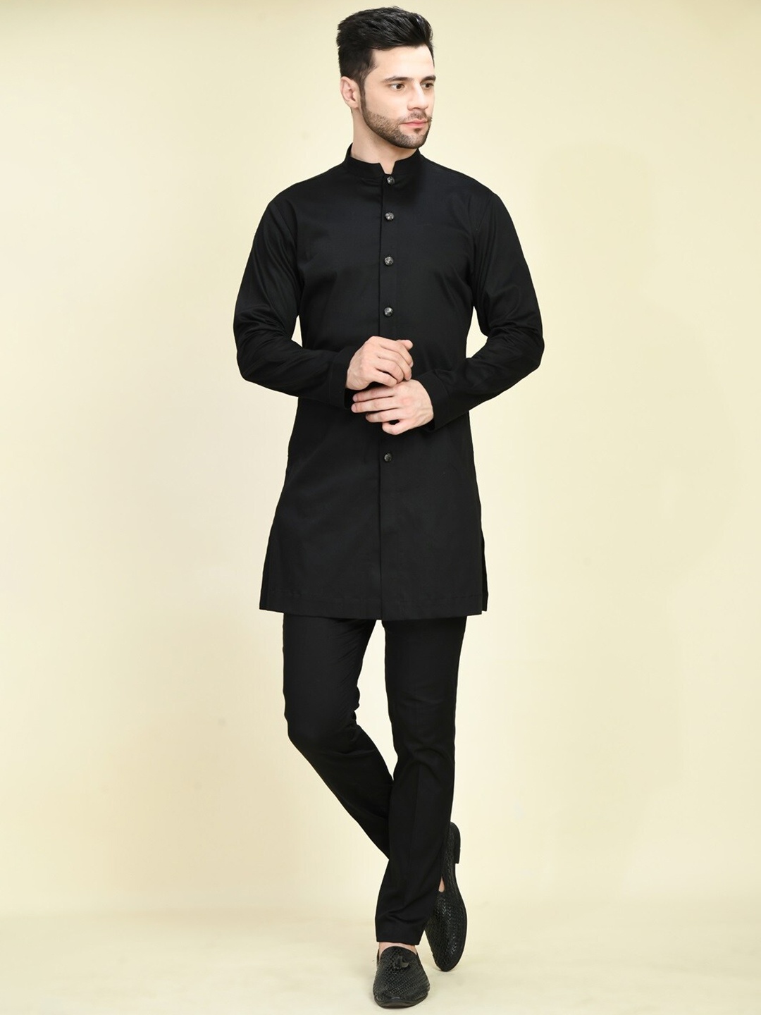 

ONE MAN SHOW Mandarin Collar Straight Silk Kurta With Jacket, Black