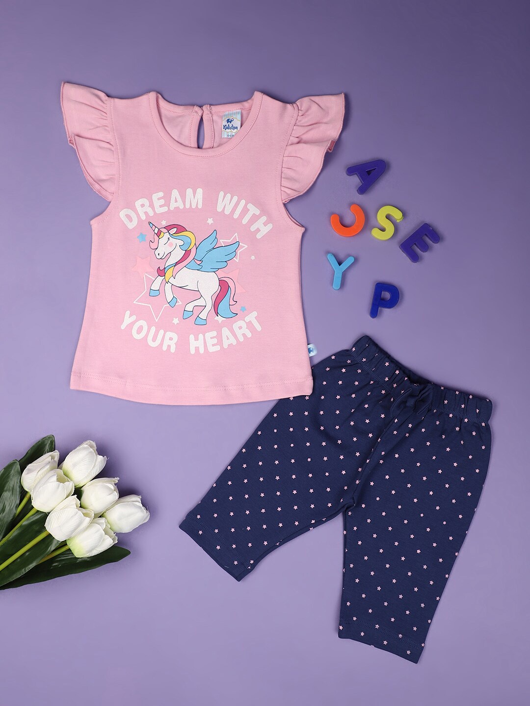 

V-Mart Kids Printed Pure Cotton T-shirt with Trousers, Pink
