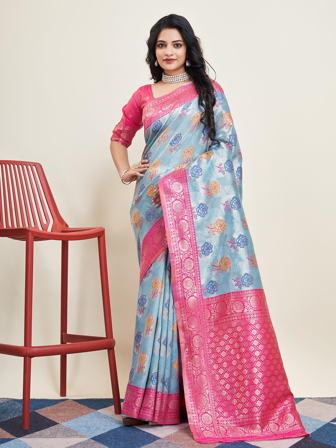 

VAIRAGEE Floral Woven Design Zari Banarasi Saree, Blue