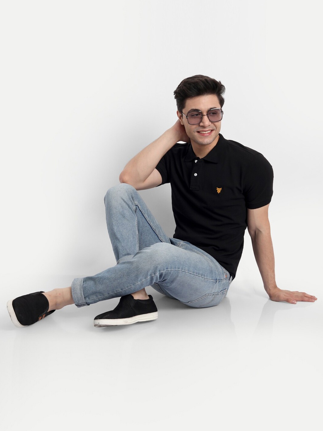 

TOMHIDDLE Polo Collar Short Sleeves Cotton T-shirt, Black