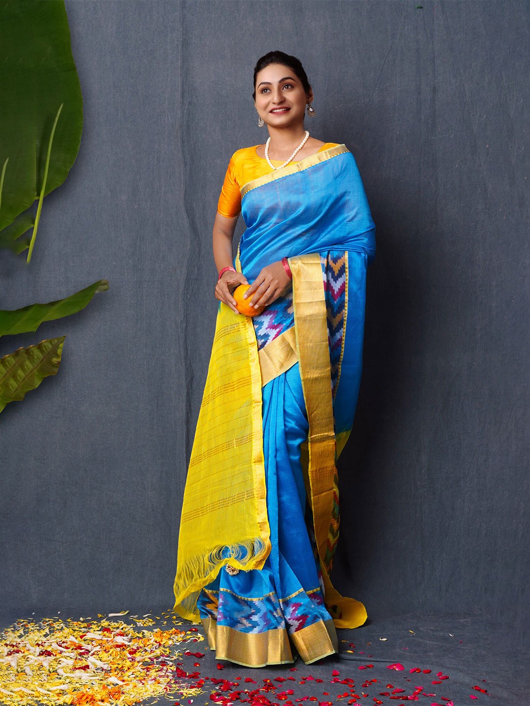 

Unnati Silks Woven Design Handloom Mangalagiri Saree, Blue