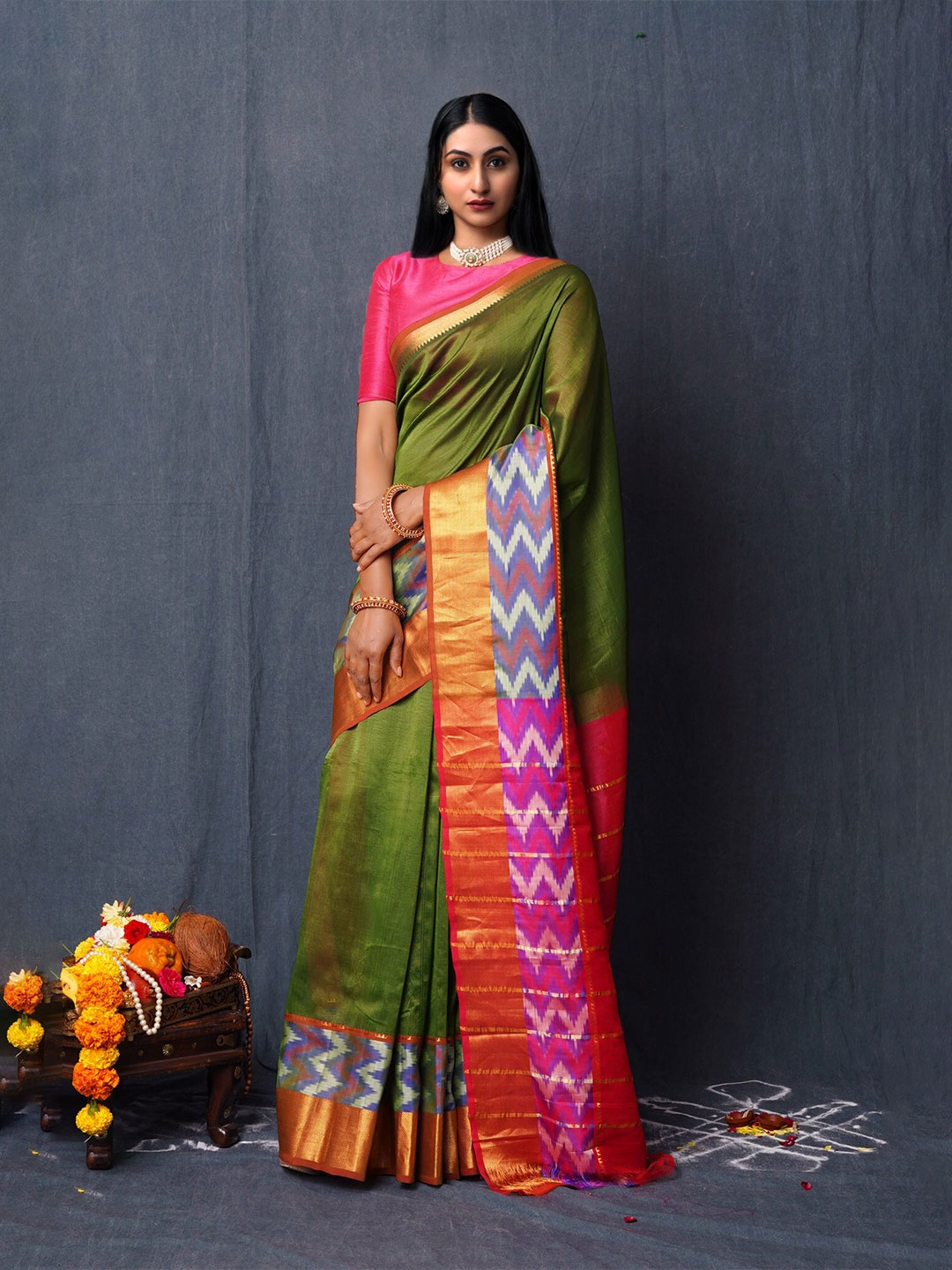 

Unnati Silks Woven Design Handloom Mangalagiri Saree, Green