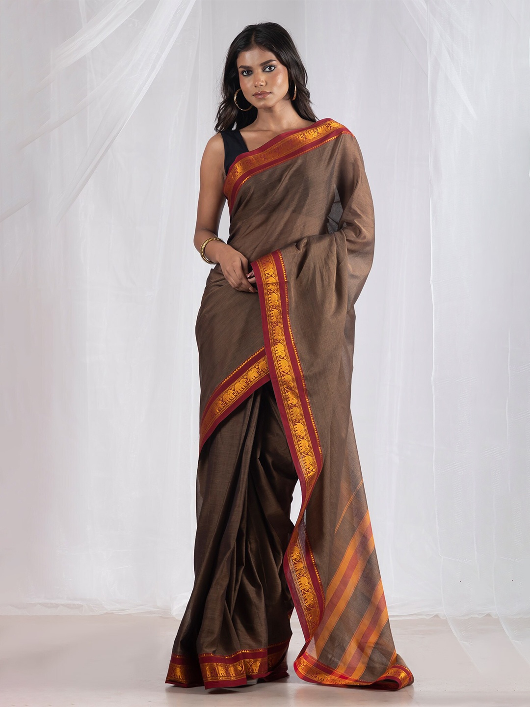 

Unnati Silks Woven Design Zari Pure Cotton Narayan Peth Saree, Brown